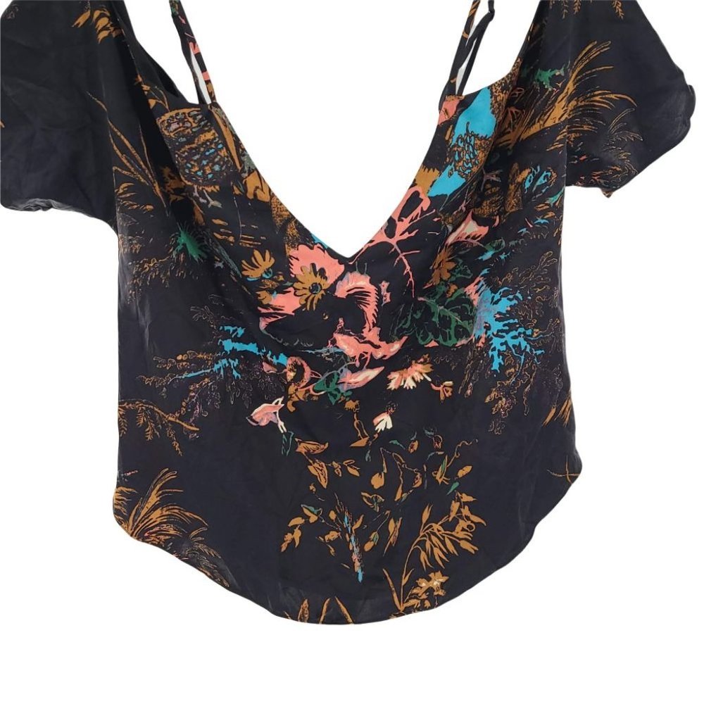 Wilfred Cold Shoulder Short Sleeve 100% Silk Crop Top. Size Small. - Picture 3 of 14